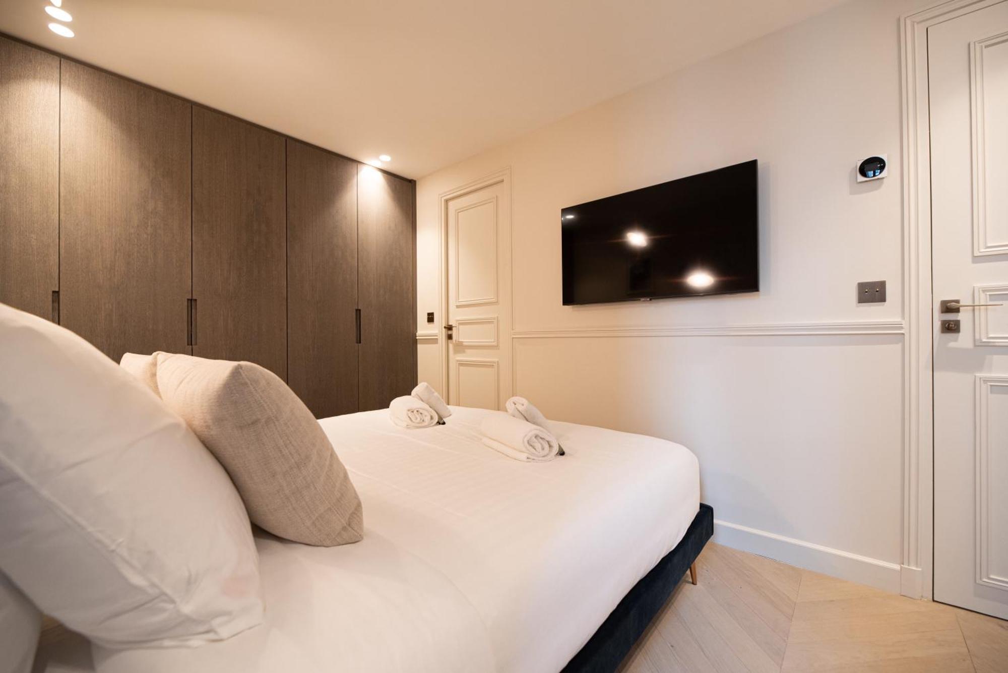 Mbm - Luxury Home In Marais باريس الغرفة الصورة